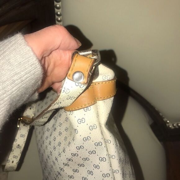 Gucci vintage cross body bag, clean inside - Picture 8 of 14